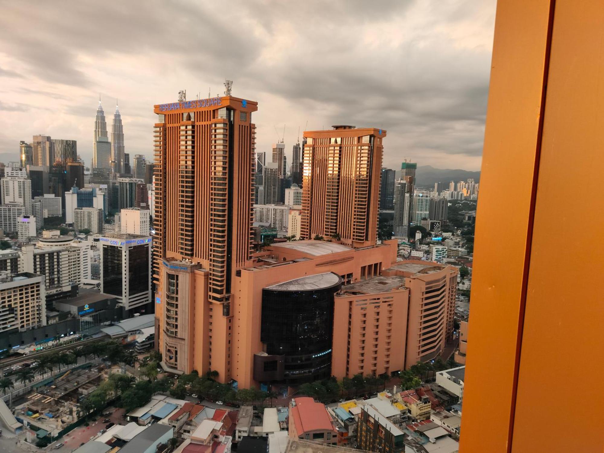 Lucentia Residence Bbcc @ Lalaport Kuala Lumpur Buitenkant foto